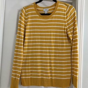 Yellow and white sweater